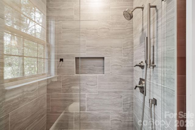 22 Lone Coyote Ridge, Fletcher, NC 28732