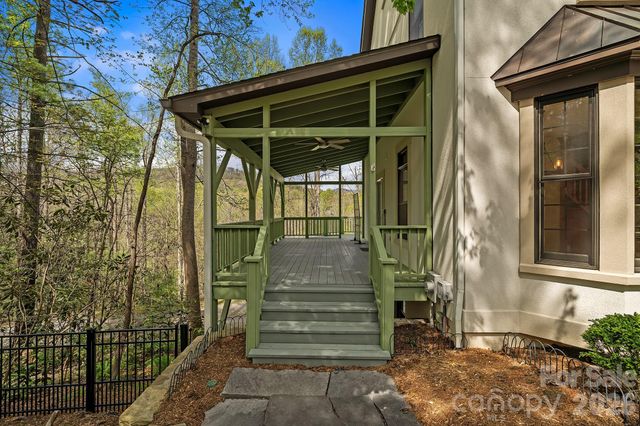 22 Lone Coyote Ridge, Fletcher, NC 28732