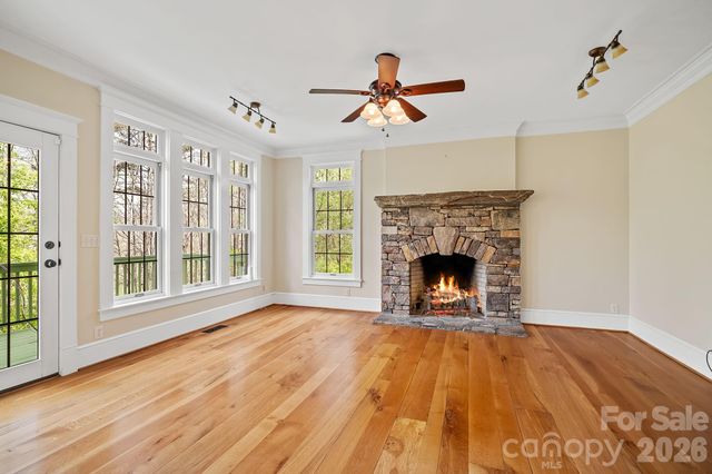 22 Lone Coyote Ridge, Fletcher, NC 28732