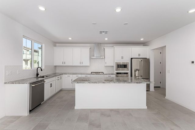 2436 W Maximo Way, Phoenix, AZ 85085