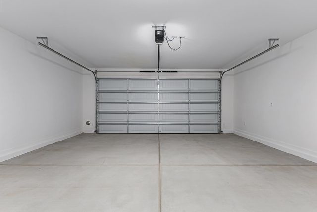 2436 W Maximo Way, Phoenix, AZ 85085