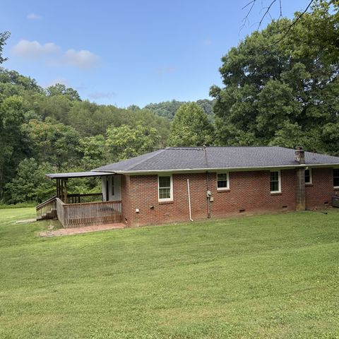 2625 Wartrace Hwy, Pleasant Shade, TN 37145