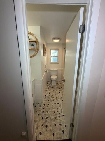107 Grover St A, Shaler, PA 15223
