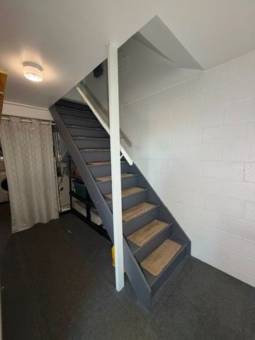 107 Grover St A, Shaler, PA 15223
