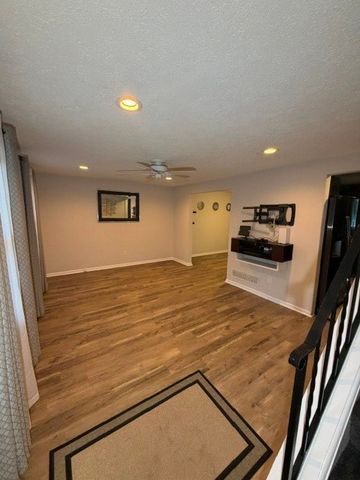 107 Grover St A, Shaler, PA 15223