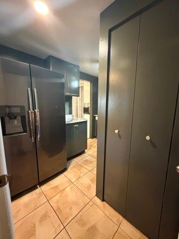 107 Grover St A, Shaler, PA 15223