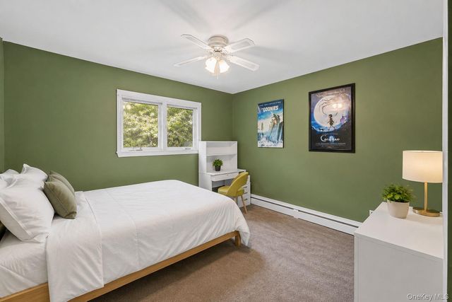 25 Harvey Lane, Ronkonkoma, NY 11779