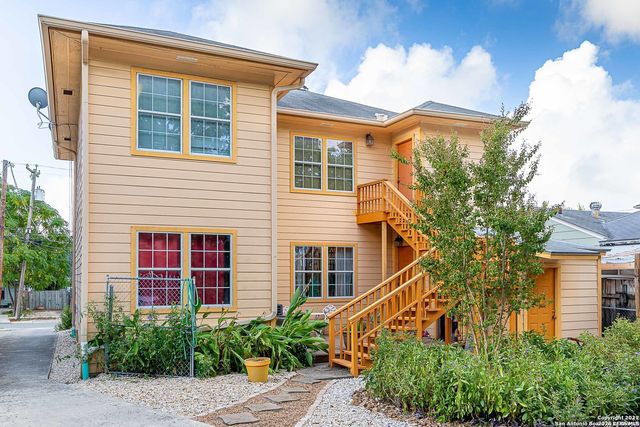 611 W Ridgewood Ct Apt 2, San Antonio, TX 78212