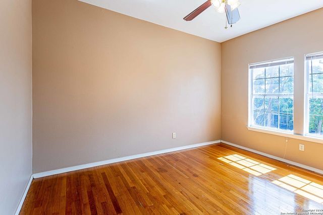 611 W Ridgewood Ct Apt 2, San Antonio, TX 78212