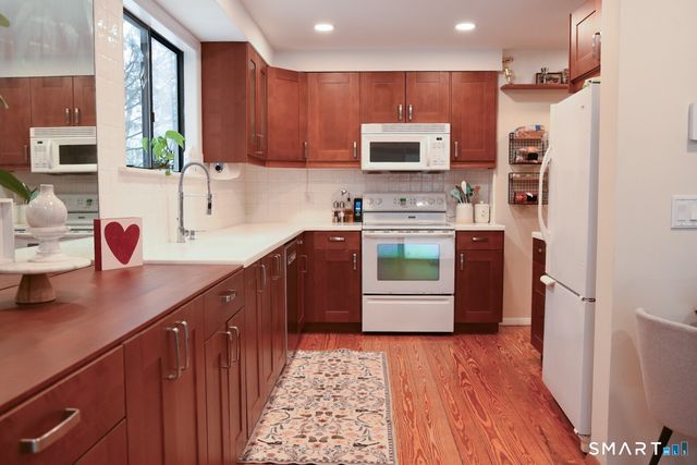 215 Ledge Drive 215, Torrington, CT 06790