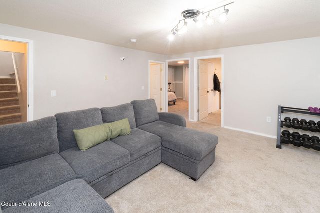 17783 W Rice AVE, Hauser, ID 83854