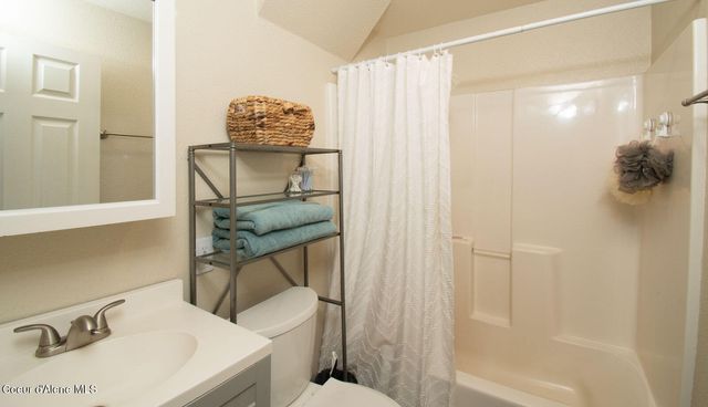 17783 W Rice AVE, Hauser, ID 83854