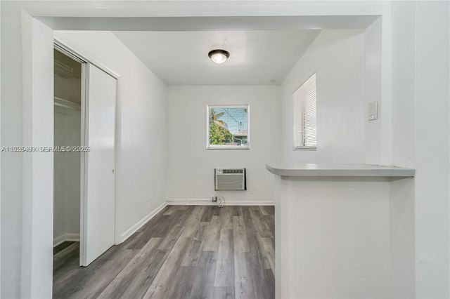 51 27th Ct N, Boynton Beach, FL 33435