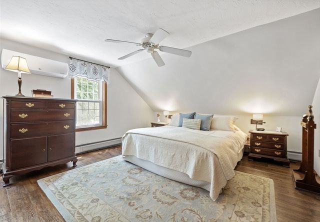 751 Washington St, Whitman, MA 02382