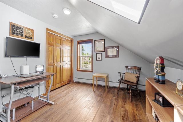 751 Washington St, Whitman, MA 02382