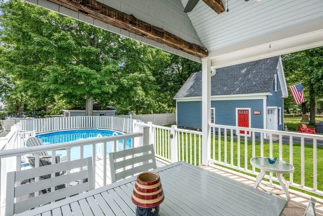 751 Washington St, Whitman, MA 02382