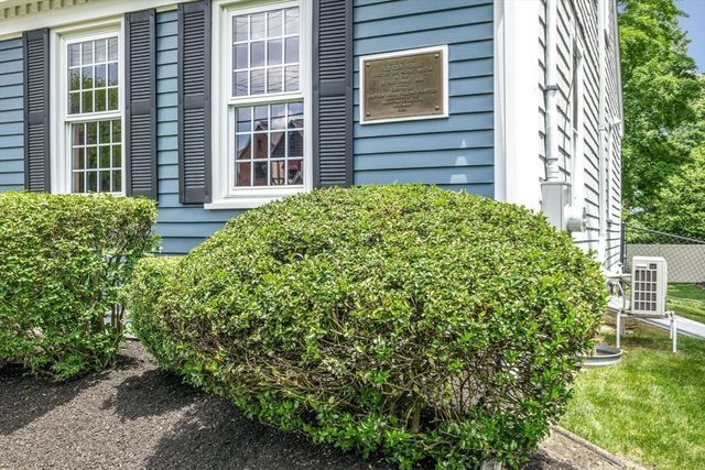 751 Washington St, Whitman, MA 02382