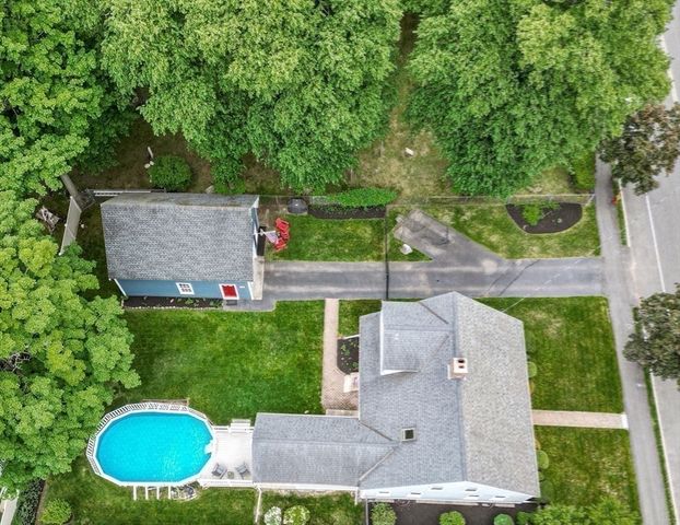 751 Washington St, Whitman, MA 02382