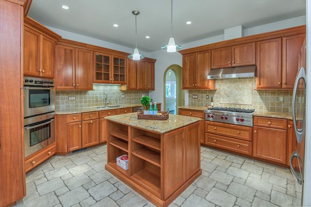 101 Carol Street, Danbury, CT 06810