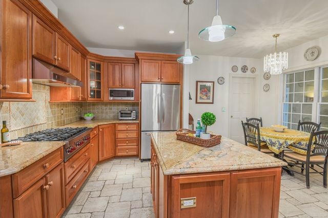 101 Carol Street, Danbury, CT 06810