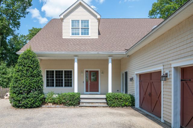 101 Carol Street, Danbury, CT 06810