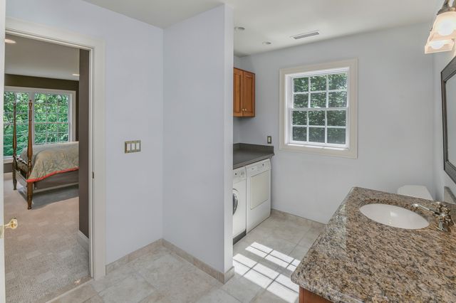 101 Carol Street, Danbury, CT 06810