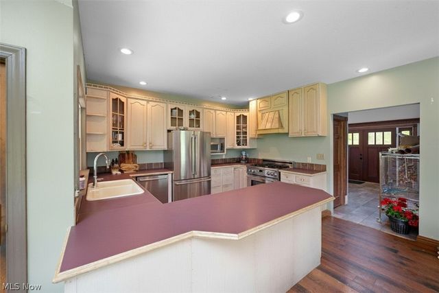 13875 Cowley Road, Columbia Station, OH 44028