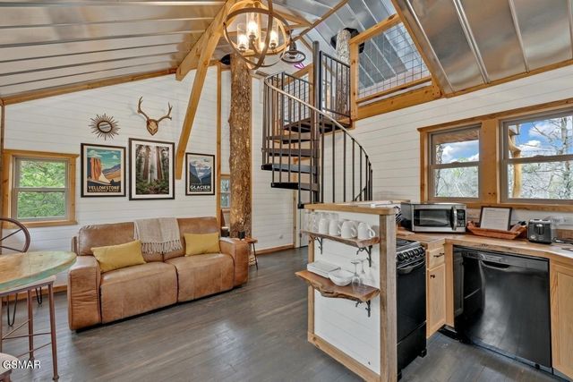 1233 Secona Way, Sevierville, TN 37876