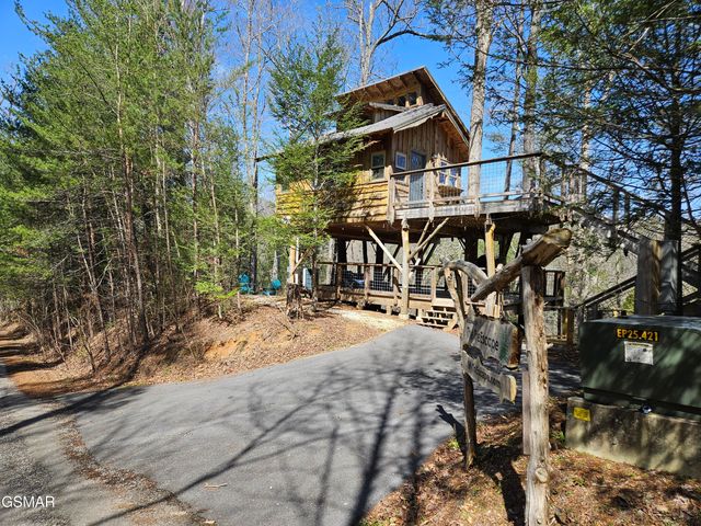 1233 Secona Way, Sevierville, TN 37876