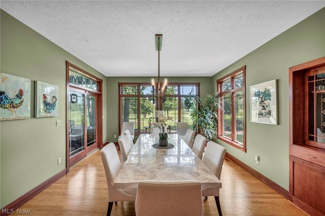 3909 Weymouth Woods Drive, Medina, OH 44256