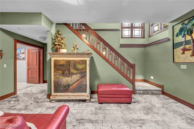 3909 Weymouth Woods Drive, Medina, OH 44256