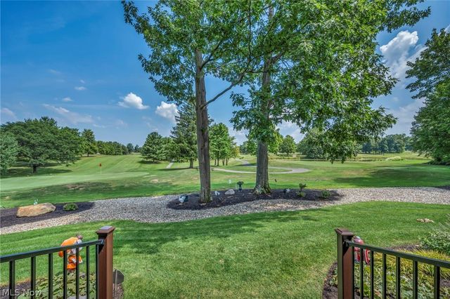 3909 Weymouth Woods Drive, Medina, OH 44256