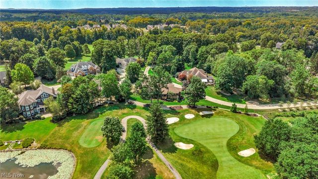 3909 Weymouth Woods Drive, Medina, OH 44256