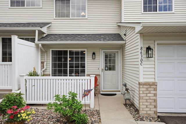 8630 Quarry Ridge Lane C, Woodbury, MN 55125