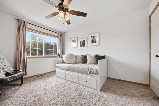 8630 Quarry Ridge Lane C, Woodbury, MN 55125