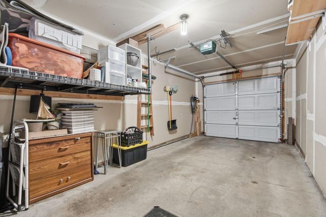 8630 Quarry Ridge Lane C, Woodbury, MN 55125