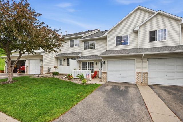 8630 Quarry Ridge Lane C, Woodbury, MN 55125