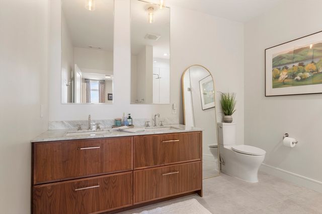 99 Sumner St PH621, Boston, MA 02128