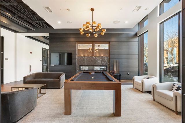 99 Sumner St PH621, Boston, MA 02128