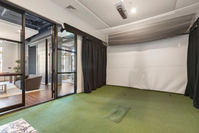 99 Sumner St PH621, Boston, MA 02128