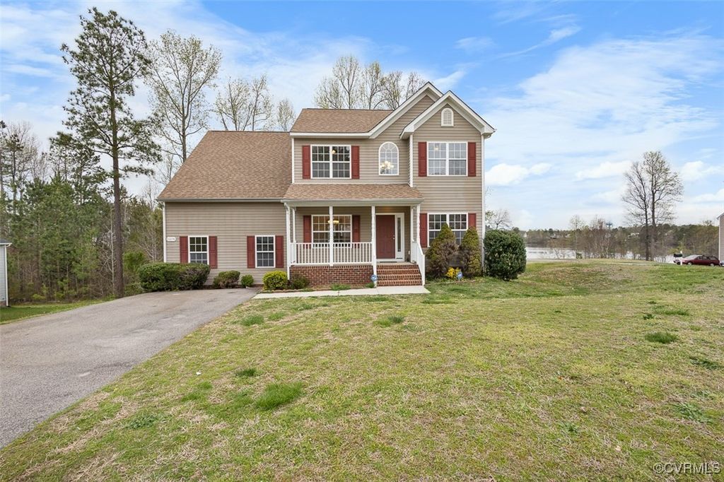22170 Lake Jordan Dr, North Dinwiddie, VA 23803