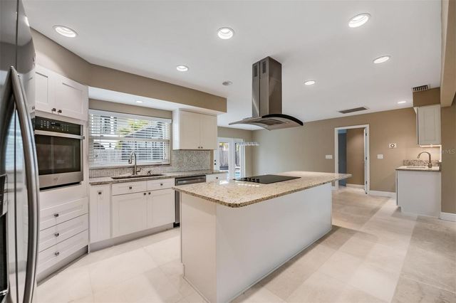 4909 W DRYAD STREET, Tampa, FL 33629