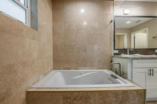 4909 W DRYAD STREET, Tampa, FL 33629