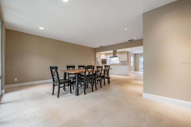 4909 W DRYAD STREET, Tampa, FL 33629