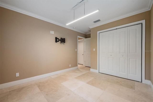 4909 W DRYAD STREET, Tampa, FL 33629