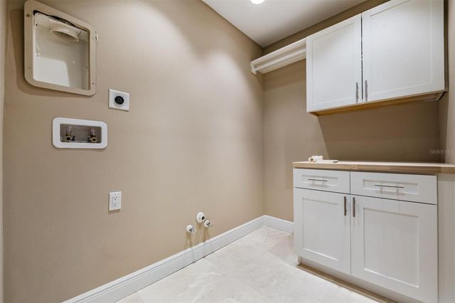 4909 W DRYAD STREET, Tampa, FL 33629