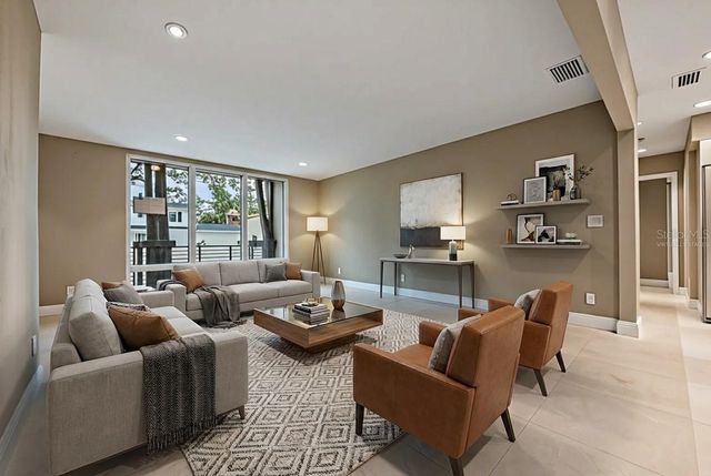 4909 W DRYAD STREET, Tampa, FL 33629