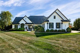701 Grand Wood Court, Clearcreek Twp, OH 45066