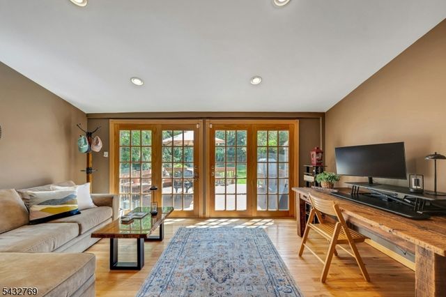 15 Elmwood Ave, West Orange Twp., NJ 07052