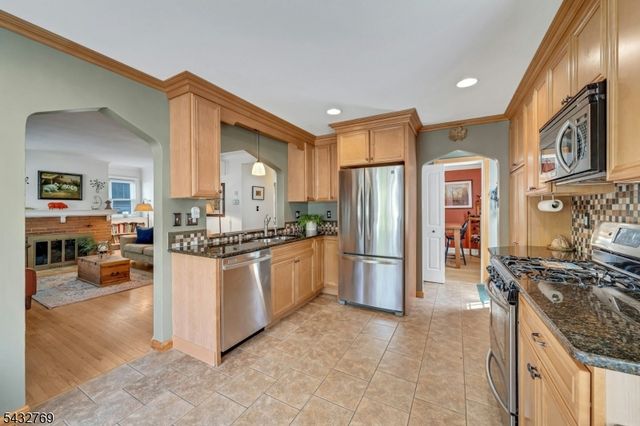 15 Elmwood Ave, West Orange Twp., NJ 07052